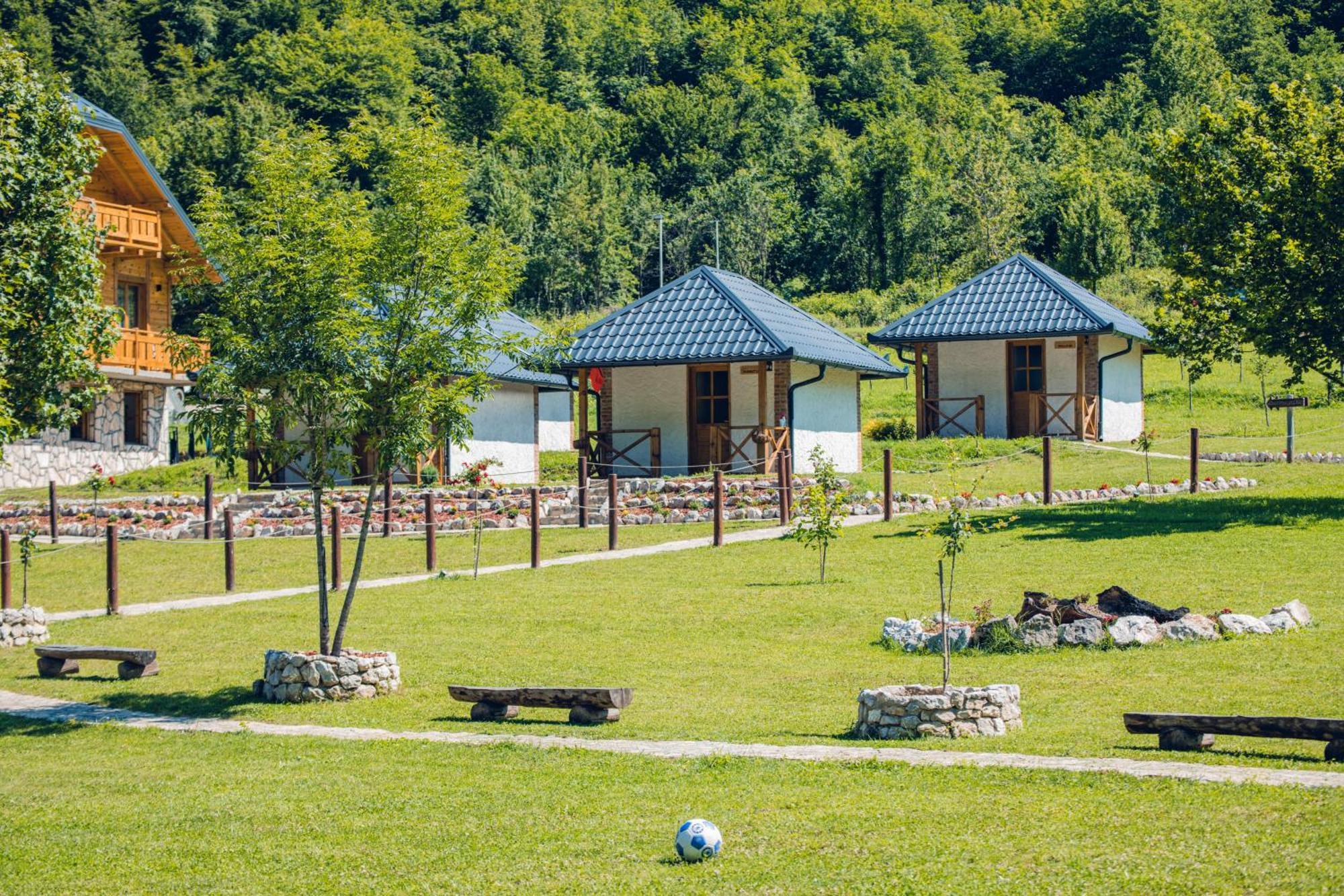 Outdoor resort TaraSport Foca Buitenkant foto