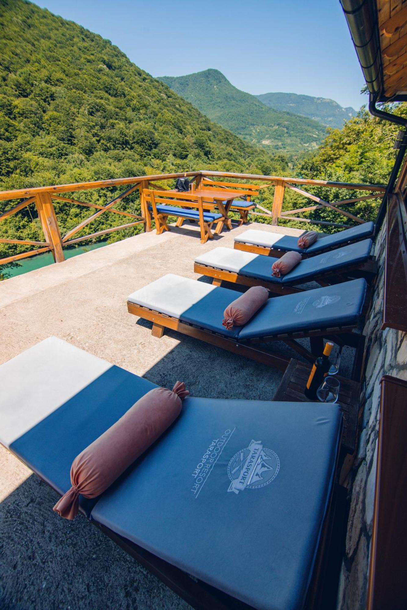 Outdoor resort TaraSport Foca Buitenkant foto